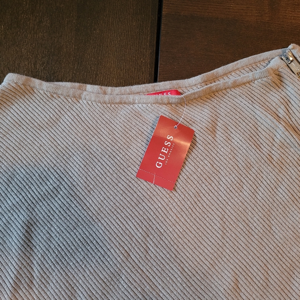 NWT- Guess sweater - Picture 2 of 4